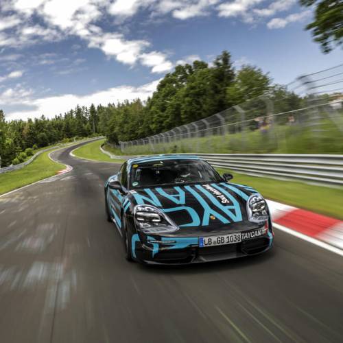 El nuevo Porsche Taycan establece un récord en Nürburgring-Nordschleife