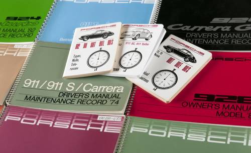 Porsche reimprime los manuales de sus vehículos clásicos