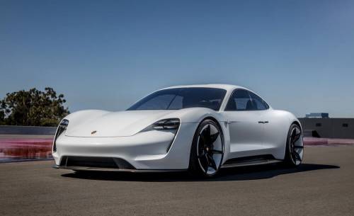 Mission E: El primer deportivo eléctrico de Porsche se llamará Taycan