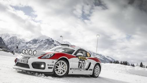 El Porsche Cayman GT4 Rallye se prepara en hielo y nieve